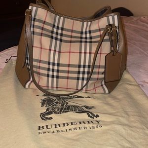Burberry Canterbury horse ferry check bag